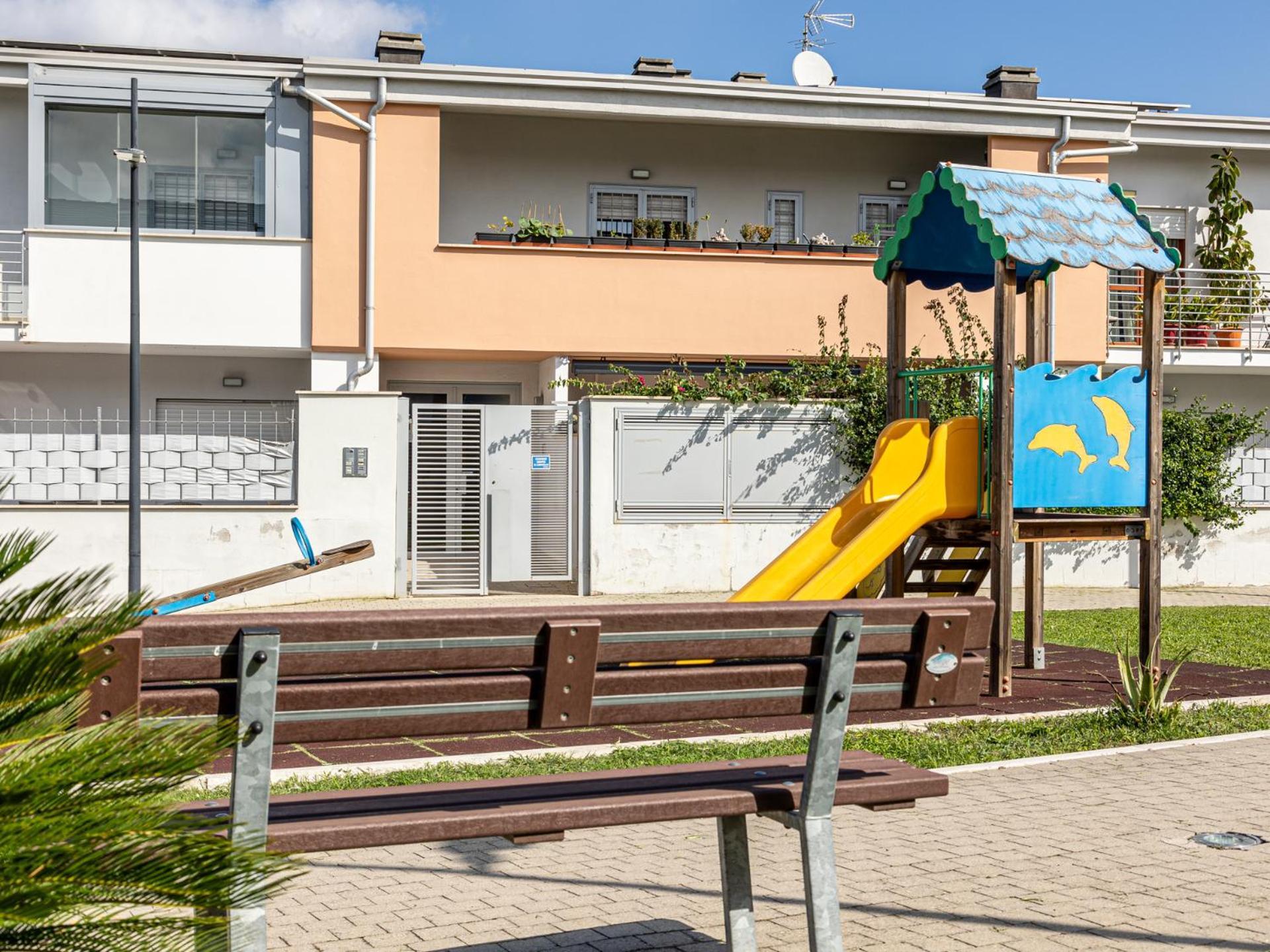 Mrb Real Estate - Maison Ludovica - Monolocale Moderno Con Giardino Frattocchie Exterior photo